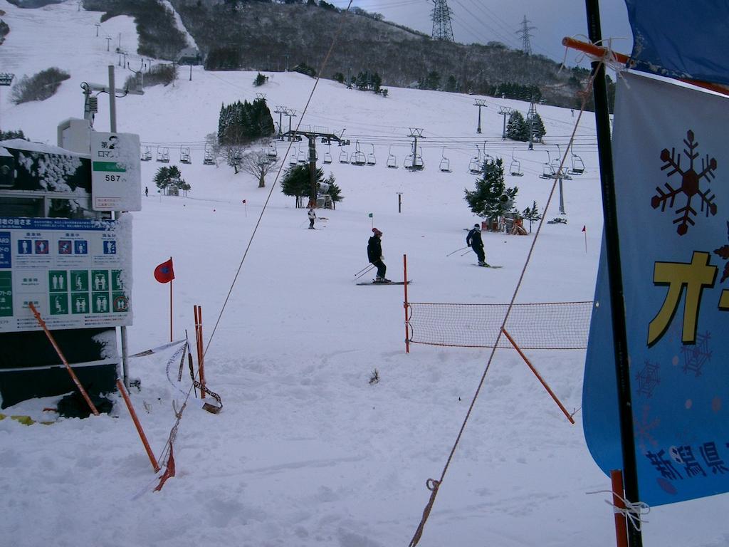 Annex Kashiwaya Hotell Yuzawa  Exteriör bild
